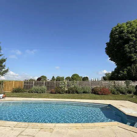 Ferienhaus Maison Charentaise - Piscine Privee Saint-Palais-du-Ne