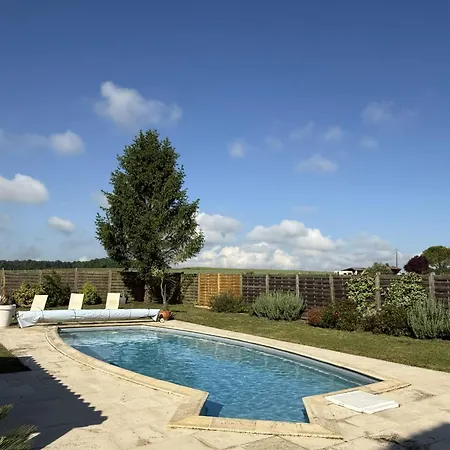Ferienhaus Maison Charentaise - Piscine Privee Saint-Palais-du-Ne