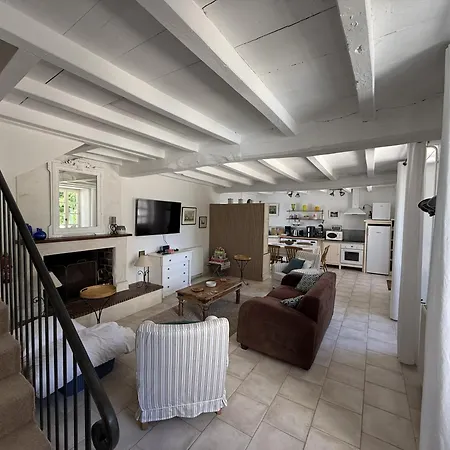 Ferienhaus Maison Charentaise - Piscine Privee