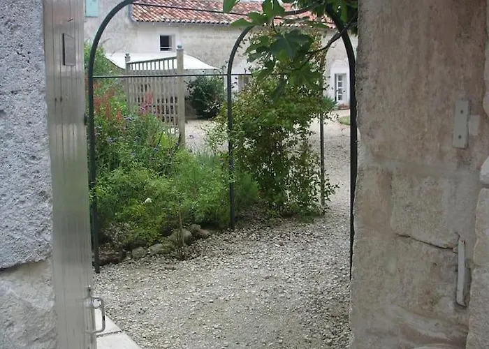 Hébergement de vacances Maison Charentaise - Piscine Privée *